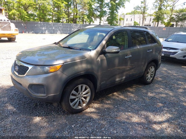 45268715 :رقم المزاد ، 5XYKTDA25BG096003 vin ، 2011 Kia Sorento Lx V6 مزاد بيع