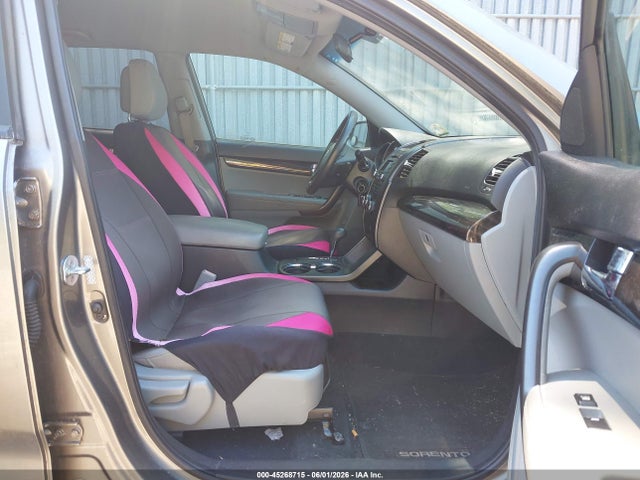 45268715 :رقم المزاد ، 5XYKTDA25BG096003 vin ، 2011 Kia Sorento Lx V6 مزاد بيع