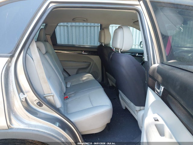 45268715 :رقم المزاد ، 5XYKTDA25BG096003 vin ، 2011 Kia Sorento Lx V6 مزاد بيع