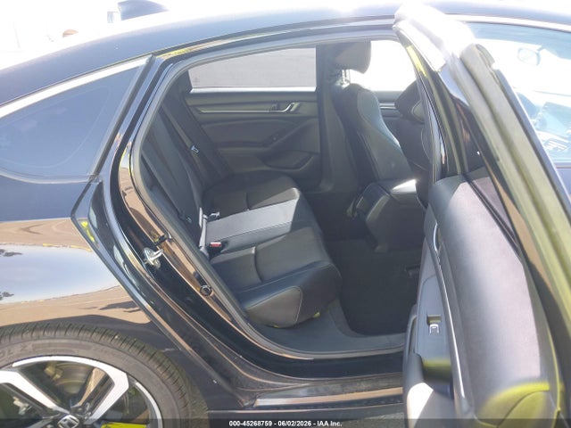 1HGCV1F38KA025703 Honda Accord Sport