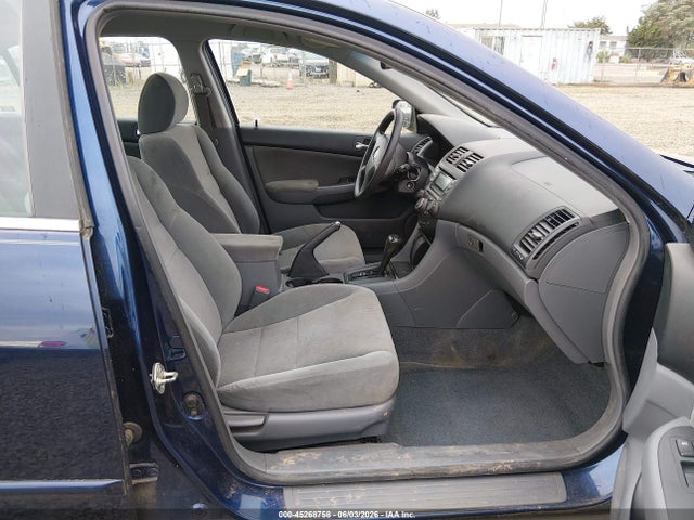 Aukcja sprzedaży 2003 Honda Accord 2.4 Lx, vin: 1HGCM56393A131475, numer aukcji: 45268758