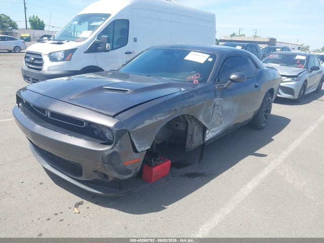 Dodge Challenger Sxt 2015 2C3CDZAG6FH811506 Image 2