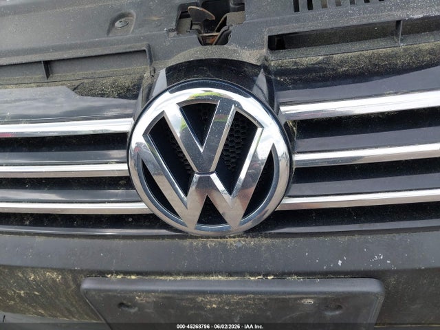 Продажа на аукционе авто 2013 Volkswagen Passat 2.5l Se, vin: 1VWBP7A35DC023684, номер лота: 45268796