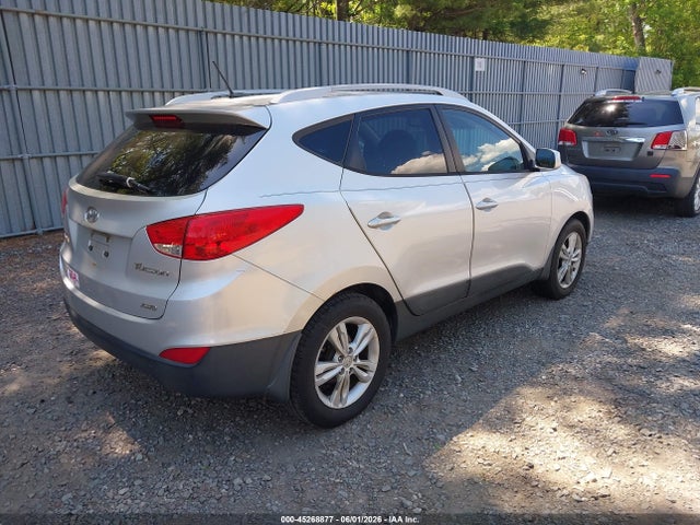 Продаж на аукціоні авто 2011 Hyundai Tucson Gls, vin: KM8JUCAC5BU198133, номер лоту: 45268877