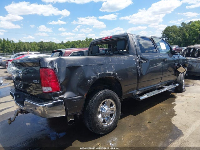 45268885 :رقم المزاد ، 3C6UR5CL7HG571106 vin ، 2017 Ram 2500 Tradesman  4x4 6'4 Box مزاد بيع