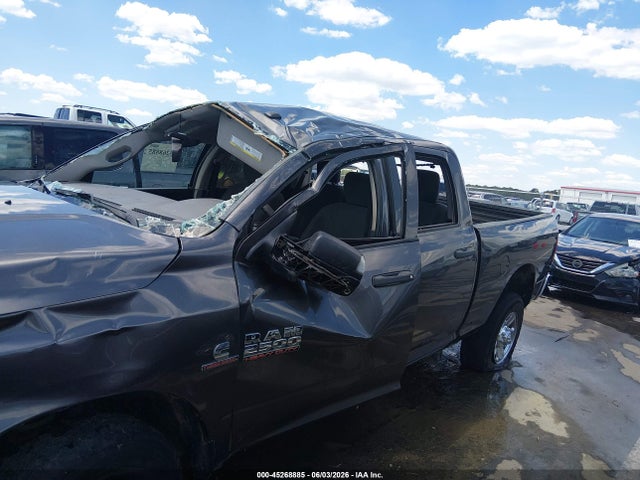 45268885 :رقم المزاد ، 3C6UR5CL7HG571106 vin ، 2017 Ram 2500 Tradesman  4x4 6'4 Box مزاد بيع