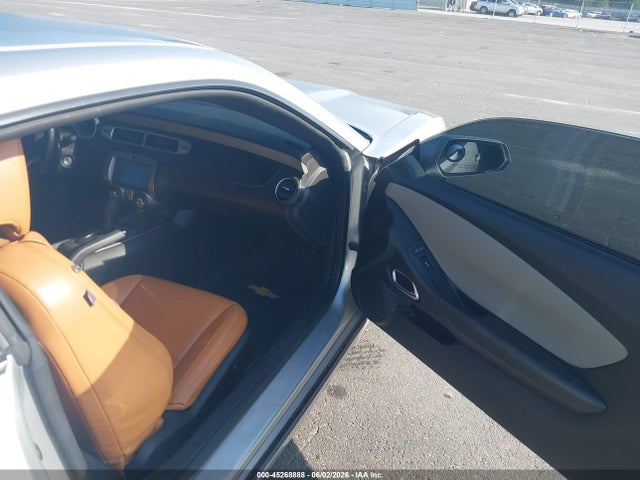 45268888 :رقم المزاد ، 2G1FA1E31E9172348 vin ، 2014 Chevrolet Camaro 2ls مزاد بيع