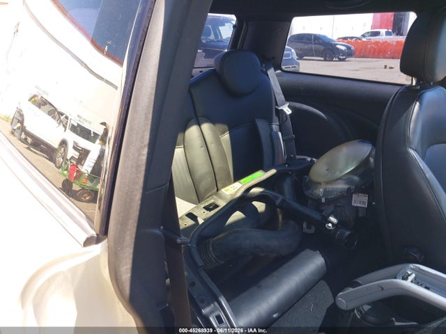 Продаж на аукціоні авто 2008 Mini Cooper S, vin: WMWMF73588TV35116, номер лоту: 45268939