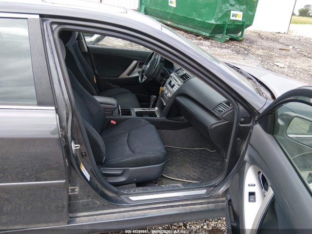 Aukcja sprzedaży 2011 Toyota Camry Se, vin: 4T1BF3EK0BU124912, numer aukcji: 45268951