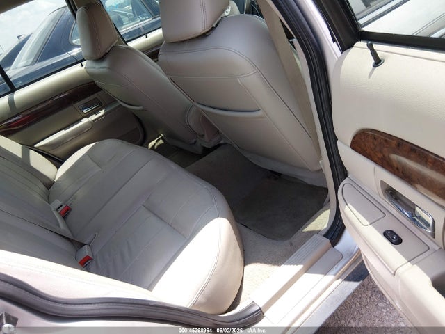 Продаж на аукціоні авто 2008 Mercury Grand Marquis Ls, vin: 2MEFM75V88X614611, номер лоту: 45268964