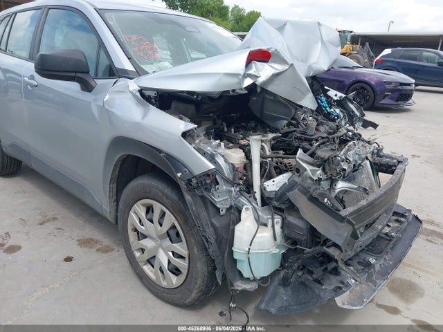 Продажа на аукционе авто 2024 Toyota Corolla Cross L, vin: 7MUAAAAGXRV078241, номер лота: 45268986
