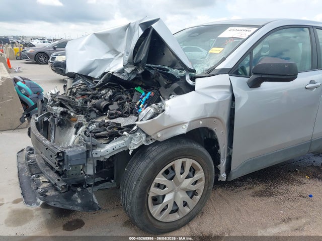 Продажа на аукционе авто 2024 Toyota Corolla Cross L, vin: 7MUAAAAGXRV078241, номер лота: 45268986
