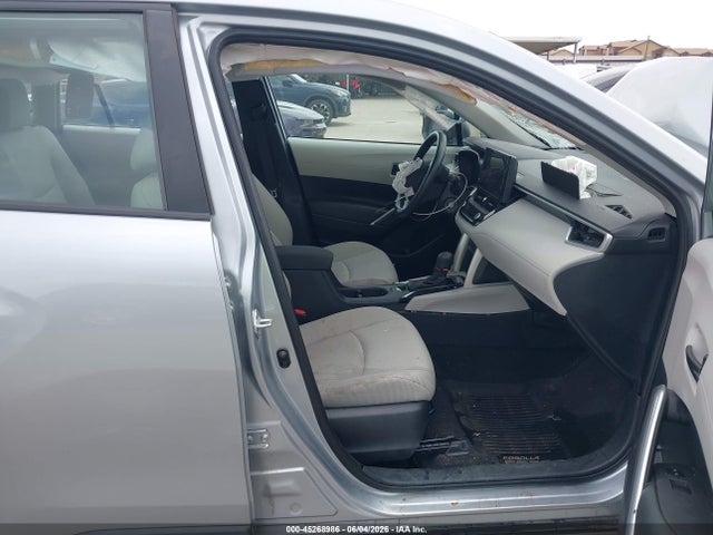 Продажа на аукционе авто 2024 Toyota Corolla Cross L, vin: 7MUAAAAGXRV078241, номер лота: 45268986