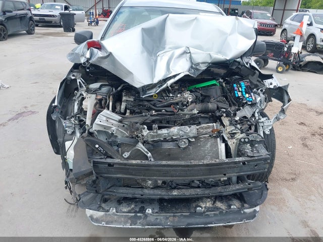 Продажа на аукционе авто 2024 Toyota Corolla Cross L, vin: 7MUAAAAGXRV078241, номер лота: 45268986