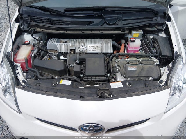 45268991 :رقم المزاد ، JTDKN3DU2F0482956 vin ، 2015 Toyota Prius Two مزاد بيع