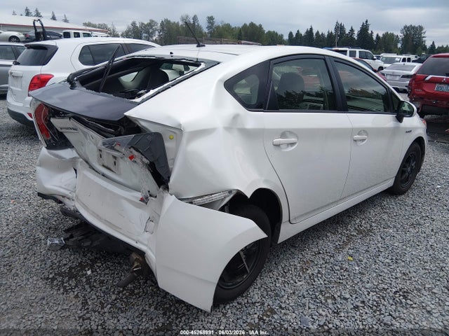 45268991 :رقم المزاد ، JTDKN3DU2F0482956 vin ، 2015 Toyota Prius Two مزاد بيع