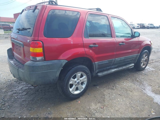 45269037 :رقم المزاد ، 1FMYU03176KB37666 vin ، 2006 Ford Escape مزاد بيع