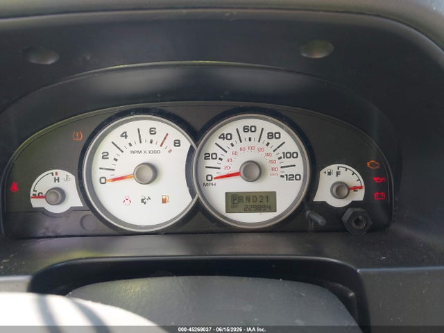 45269037 :رقم المزاد ، 1FMYU03176KB37666 vin ، 2006 Ford Escape مزاد بيع