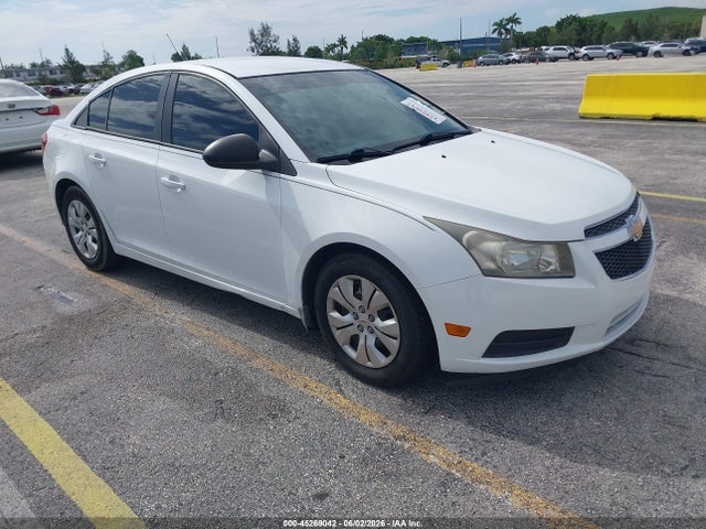 Aukcja sprzedaży 2014 Chevrolet Cruze Ls Auto, vin: 1G1PA5SH5E7393609, numer aukcji: 45269042