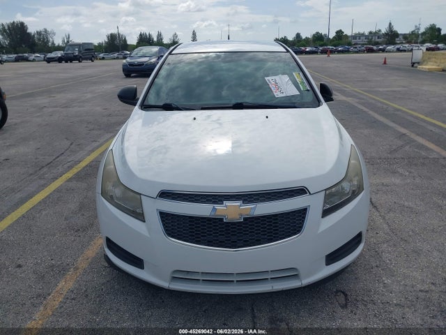 45269042 :رقم المزاد ، 1G1PA5SH5E7393609 vin ، 2014 Chevrolet Cruze Ls Auto مزاد بيع