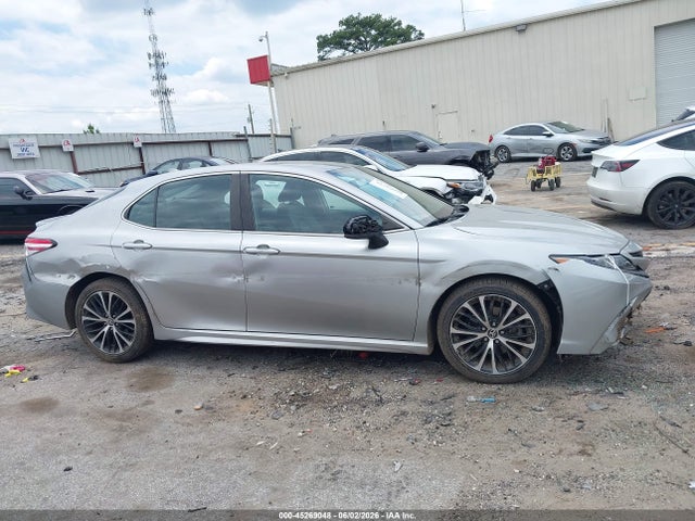 Auction sale of the 2020 Toyota Camry Se, vin: 4T1G11AK4LU360883, lot number: 45269048