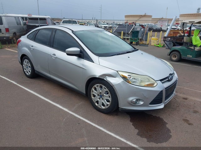 45269068 :رقم المزاد ، 1FAHP3F20CL146559 vin ، 2012 Ford Focus Se مزاد بيع