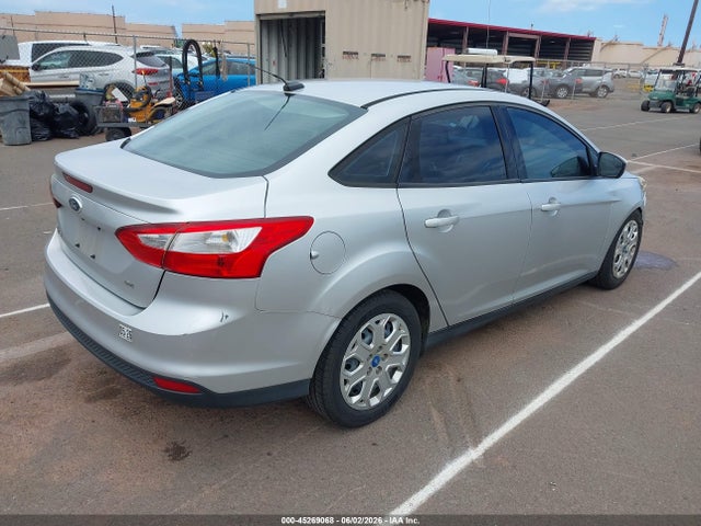 45269068 :رقم المزاد ، 1FAHP3F20CL146559 vin ، 2012 Ford Focus Se مزاد بيع