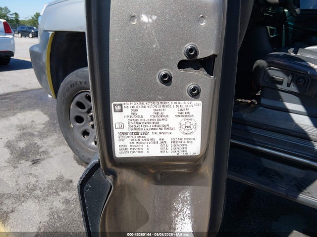 45269144 :رقم المزاد ، 3GNEK13T82G127631 vin ، 2002 Chevrolet Avalanche 1500 مزاد بيع