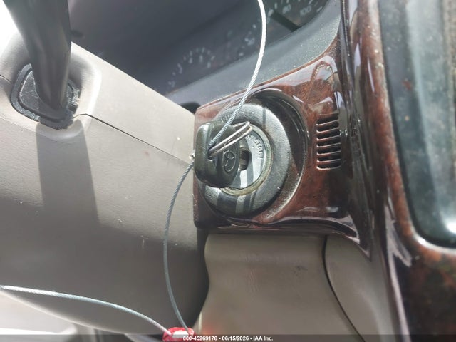 1999 Toyota Avalon Xls მანქანა იყიდება აუქციონზე, vin: 4T1BF18B4XU316616, აუქციონის ნომერი: 45269178