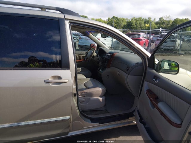 Продажа на аукционе авто 2004 Toyota Sienna Xle Limited, vin: 5TDZA22C54S003339, номер лота: 45269228