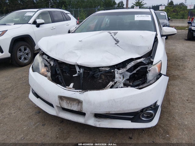 45269256 :رقم المزاد ، 4T1BF1FK8DU244141 vin ، 2013 Toyota Camry Se مزاد بيع