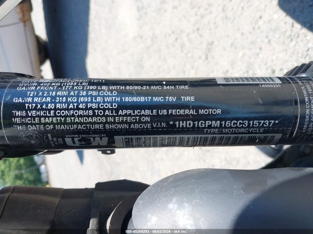 45269293 :رقم المزاد ، 1HD1GPM16CC315737 vin ، 2012 Harley-davidson Fxdwg Dyna Wide Glide مزاد بيع