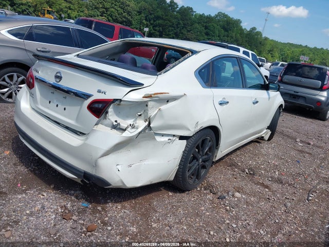 45269298 :رقم المزاد ، 1N4AL3AP0HC194313 vin ، 2017 Nissan Altima 2.5 Sr مزاد بيع