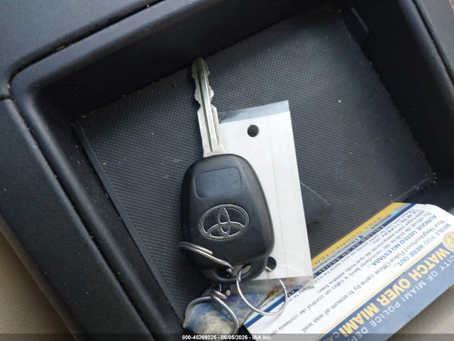 4T1BF1FK4FU925285 Toyota CAMRY LE