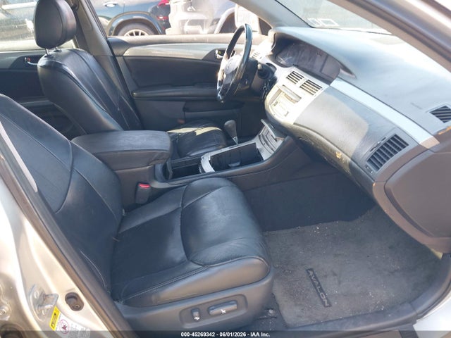 45269342 :رقم المزاد ، 4T1BK36B15U035526 vin ، 2005 Toyota Avalon Touring مزاد بيع