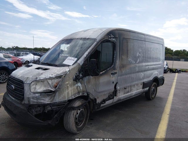 45269358 :رقم المزاد ، 1FTYR2CGXFKA06074 vin ، 2015 Ford Transit-250 مزاد بيع