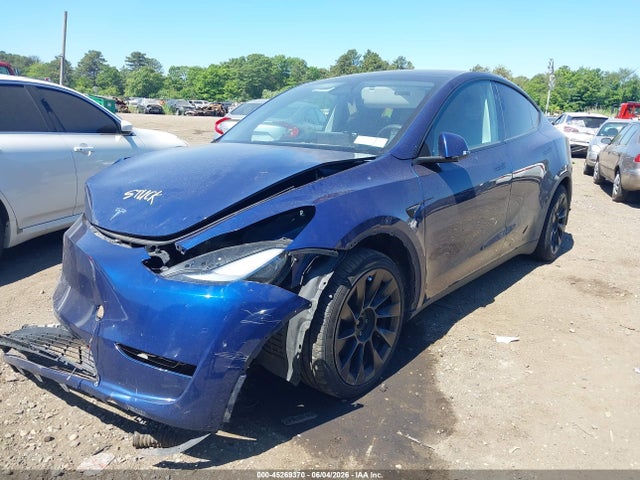 Продажа на аукционе авто 2023 Tesla Model Y Awd/long Range Dual Motor All-wheel Drive, vin: 7SAYGDEE3PF892561, номер лота: 45269370