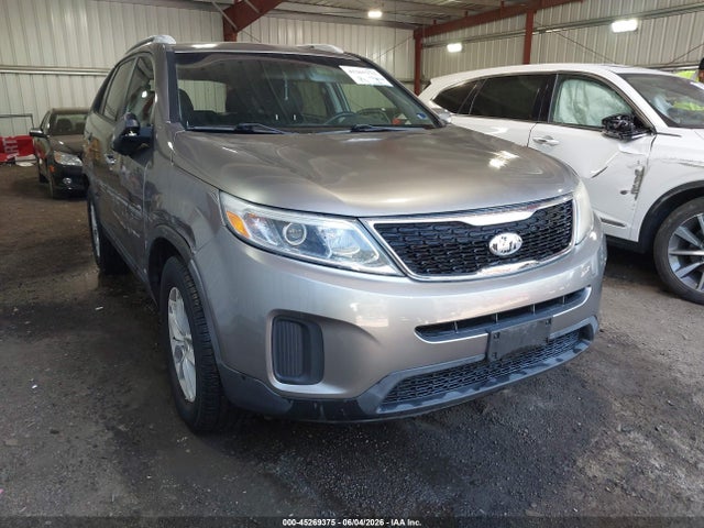 Auction sale of the 2014 Kia Sorento Lx V6, vin: 5XYKTDA78EG545965, lot number: 45269375