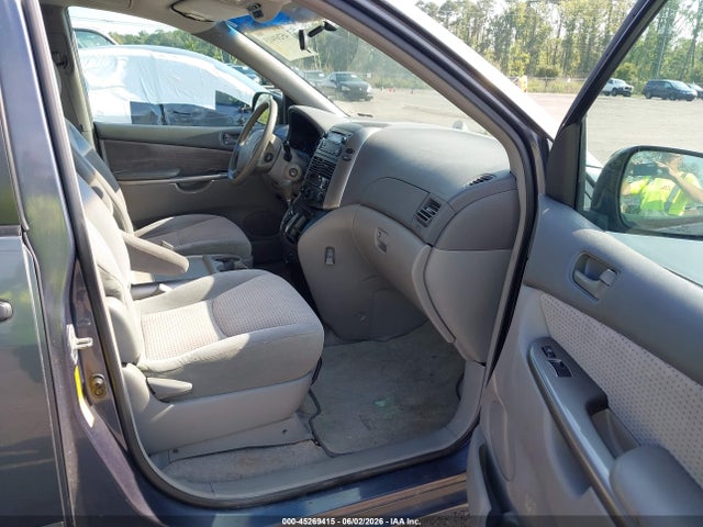 Продажа на аукционе авто 2006 Toyota Sienna Ce/le, vin: 5TDZA23C16S520817, номер лота: 45269415