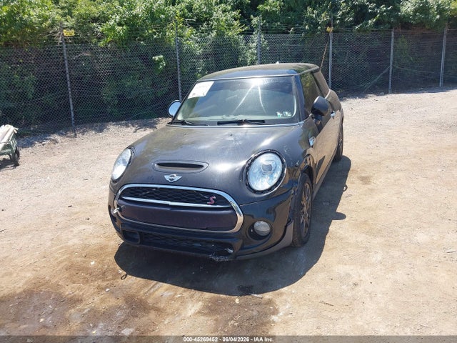 Продаж на аукціоні авто 2015 Mini Hardtop Cooper S, vin: WMWXP7C52F2A34190, номер лоту: 45269452
