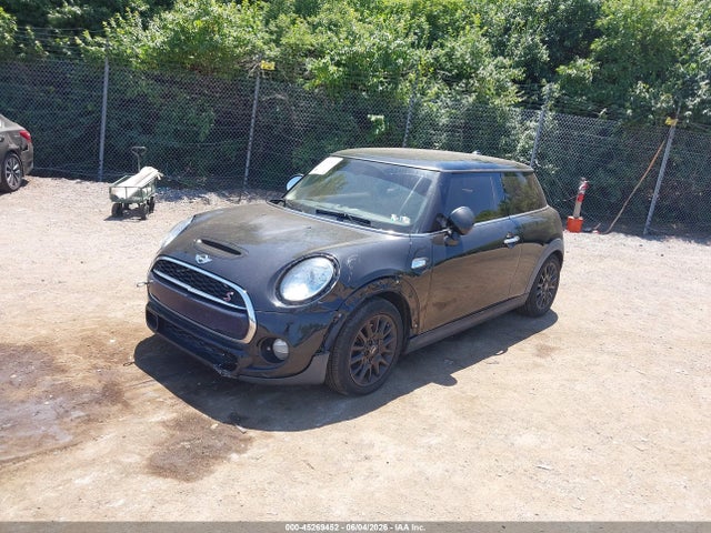 Продаж на аукціоні авто 2015 Mini Hardtop Cooper S, vin: WMWXP7C52F2A34190, номер лоту: 45269452