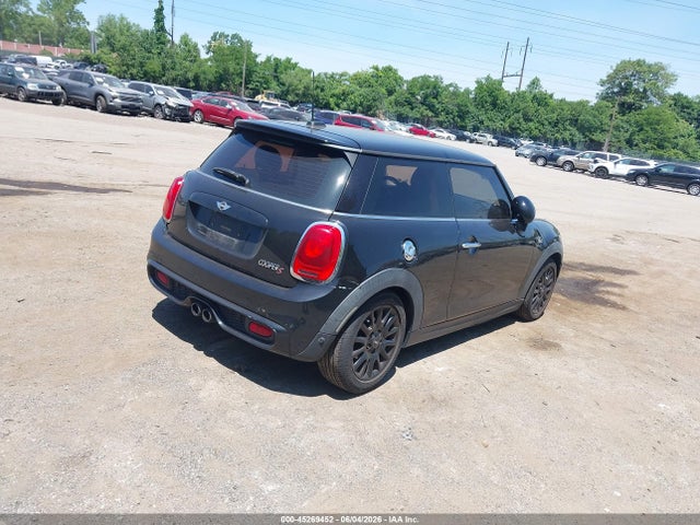 Продаж на аукціоні авто 2015 Mini Hardtop Cooper S, vin: WMWXP7C52F2A34190, номер лоту: 45269452