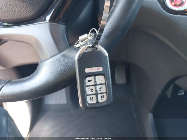 Продажа на аукционе авто 2022 Honda Odyssey Touring, vin: 5FNRL6H80NB024755, номер лота: 45269490
