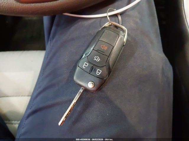 Продажа на аукционе авто 2015 Ford Fusion S, vin: 3FA6P0G71FR148598, номер лота: 45269536