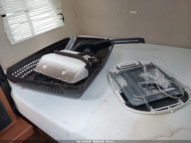 Forest River R Pad 2014 4X4TRPT14EL009736 Image 8