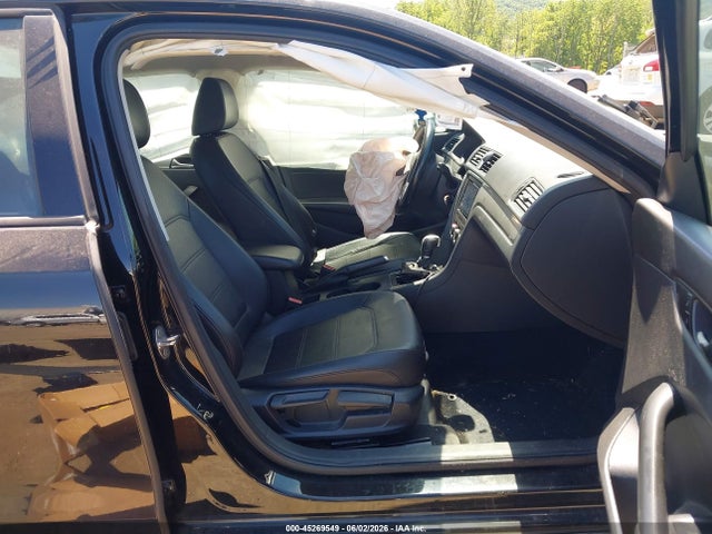 2015 Volkswagen Passat 1.8t Wolfsburg Edition მანქანა იყიდება აუქციონზე, vin: 1VWAT7A32FC019845, აუქციონის ნომერი: 45269549