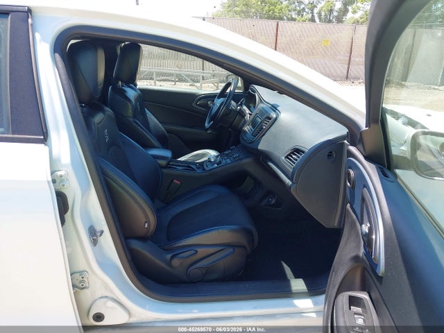 Aukcja sprzedaży 2015 Chrysler 200 S, vin: 1C3CCCBG1FN532809, numer aukcji: 45269570