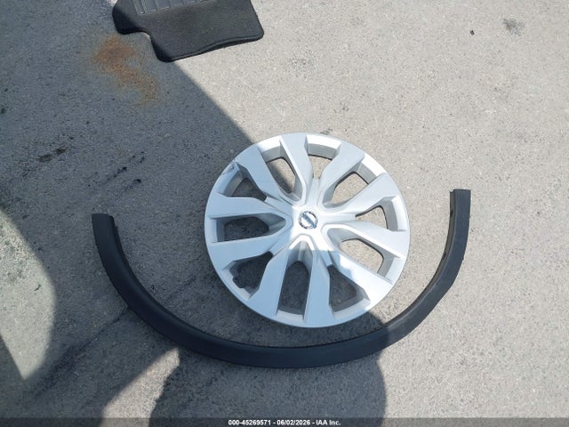 KNMAT2MT5HP532665 Nissan ROGUE S