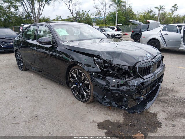 BMW 550e Xdrive 2026 WBA13FK07TCX10136 zdjęcie główne