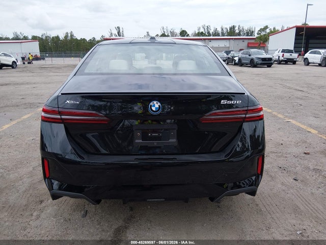BMW 550e Xdrive 2026 WBA13FK07TCX10136 Image 17